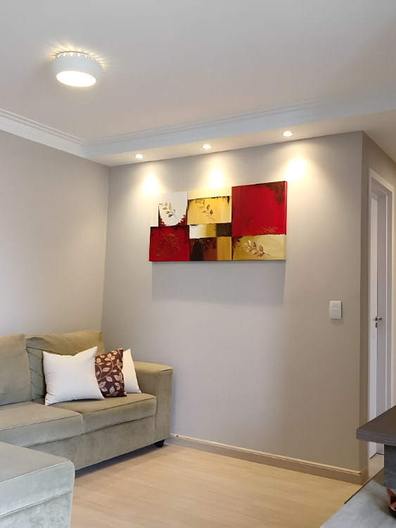 Forro liso moderno em gesso para ambiente corporativo em Curitiba